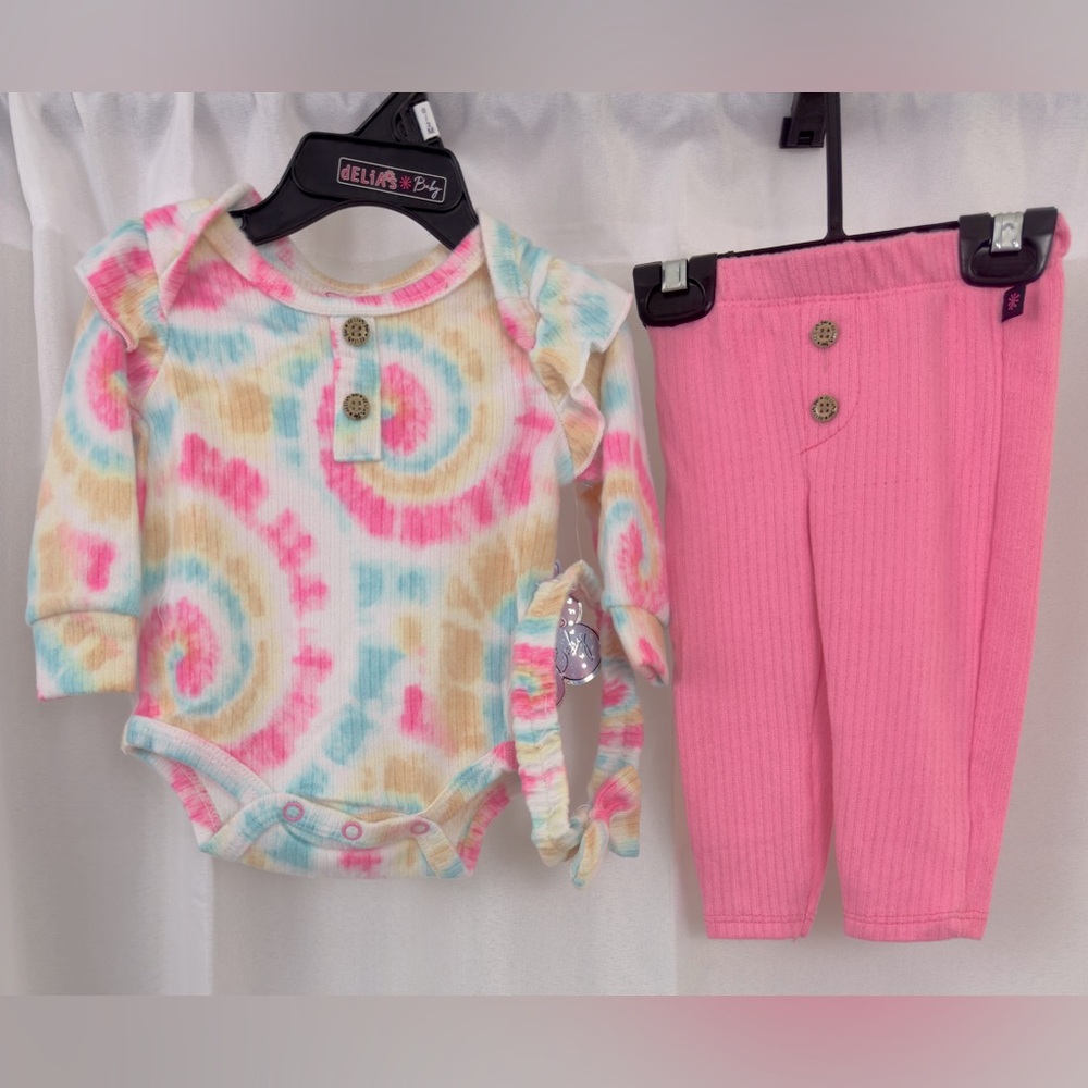 dELiA*s Pastel Super Soft Tie-Dye 3 Piece Baby Girl Set          New with tags!